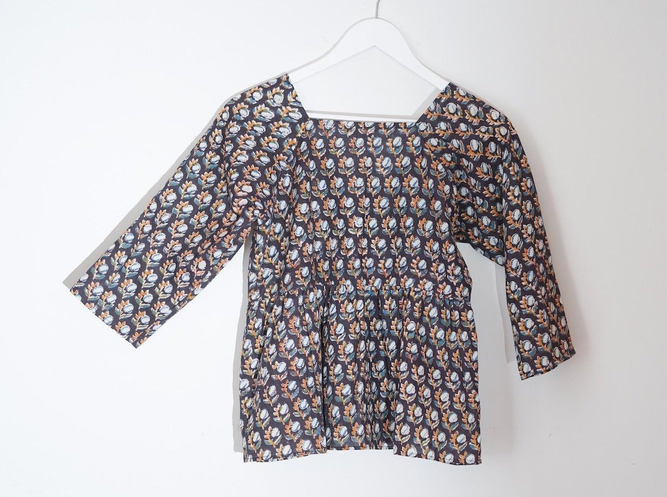 MOGRA KNOT TOP